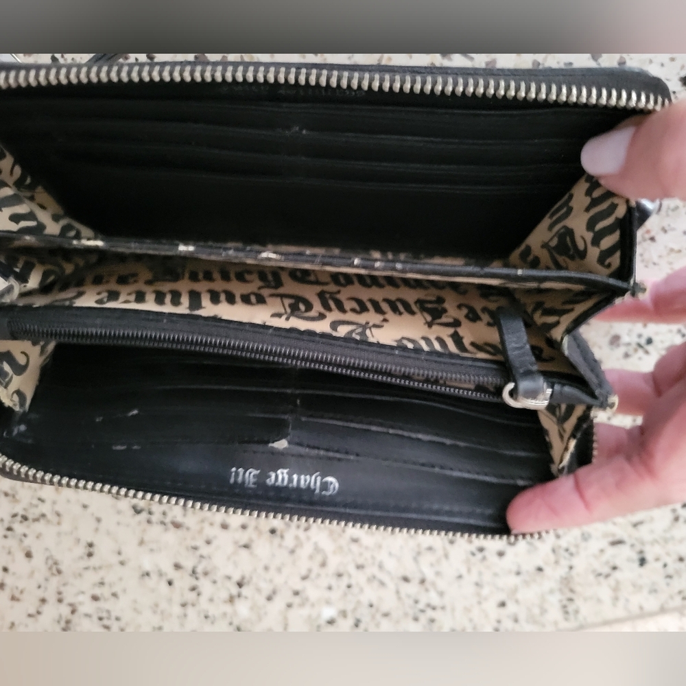 Juicy Couture Wallet - Picture 4 of 9